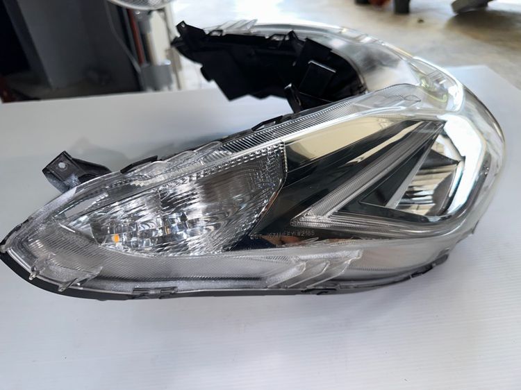 ไฟหน้าpcx150i แท้ ปี2015-2017 รูปที่ 4