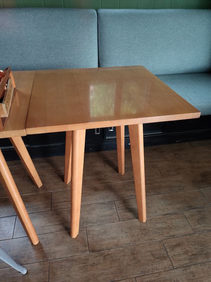 โต๊ะไม้ เก้าอี้เหล็ก (ซื้อมา 1,600 ขาย 900) รูปที่ 5