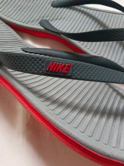 รองเท้าแตะ Nike