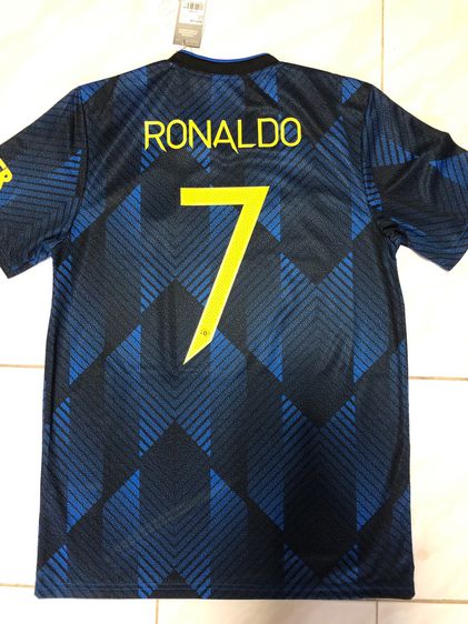 ขายเสื้อ Manchester United ทีมเยือน ฤดูกาล 2021-2022 สกรีนด้านหลัง RONALDO 7 ของแท้ยี่ห้อ Adidas รูปที่ 3