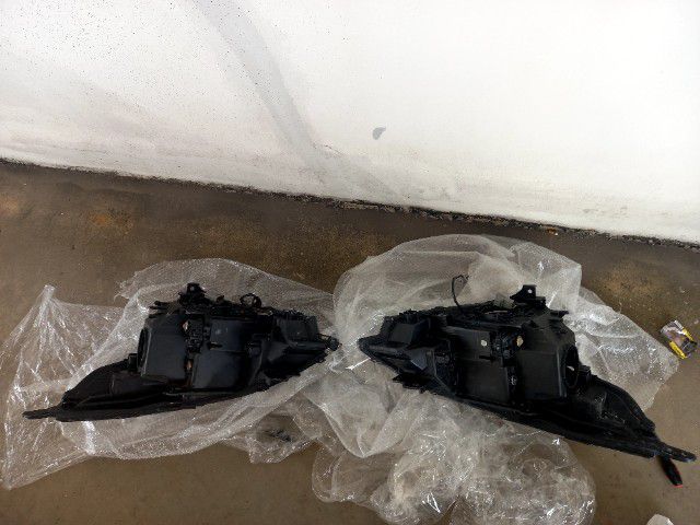 ไฟหน้า แท้ ซีนอล เทียร่า J32 รูปที่ 2