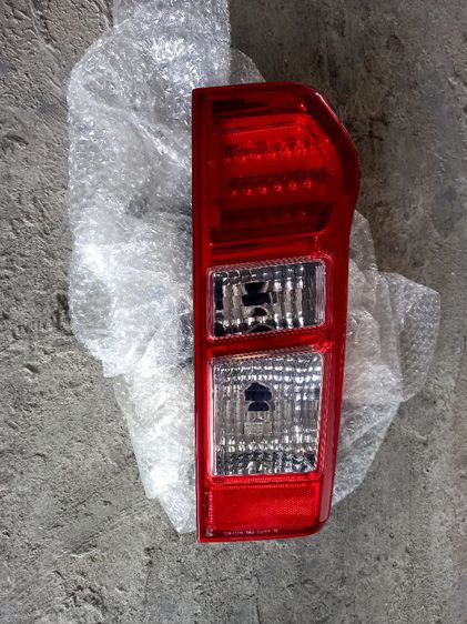 ไฟท้าย led  DMAX2014-17 รูปที่ 2