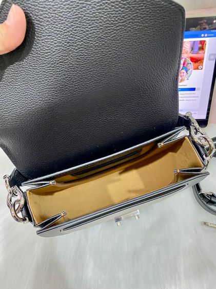 กระเป๋า MCM Patricia Saddle รูปที่ 5