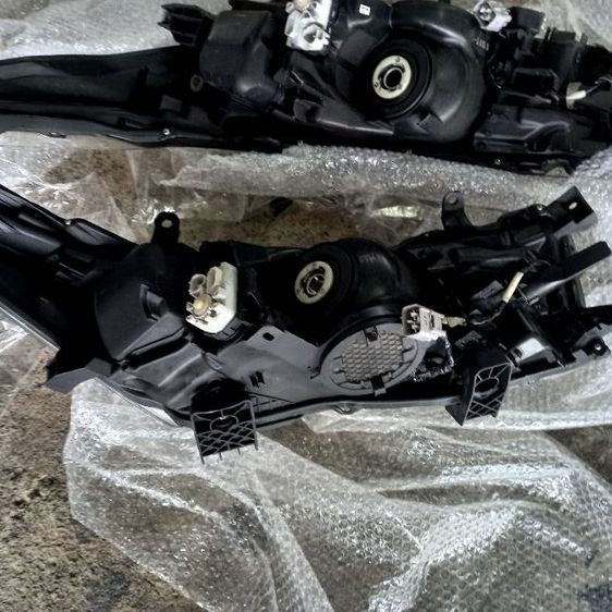 ไฟหน้า แท้ โปเทคเตอร อัลติส2014 รูปที่ 2