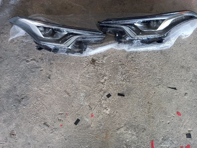 ไฟหน้า ไฮบรีด CHR