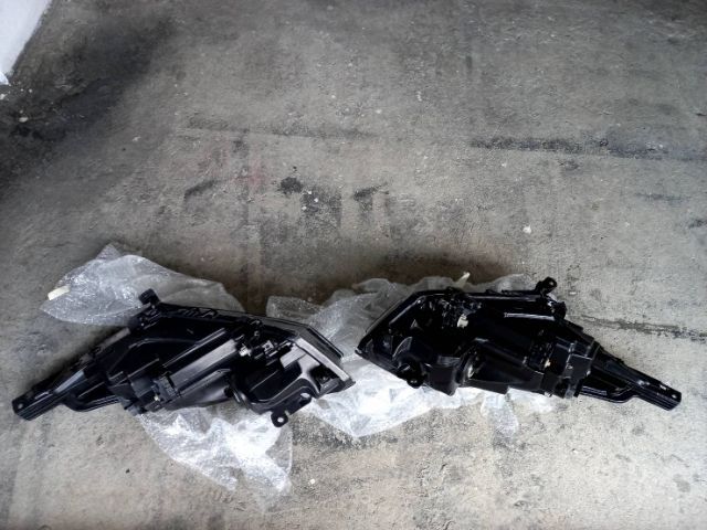 ไฟหน้า กับ ไฟท้าย แท้ HRV รูปที่ 3