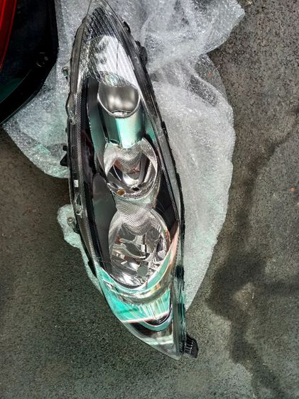 ไฟหน้า แท้ เฟีตต้า รูปที่ 3