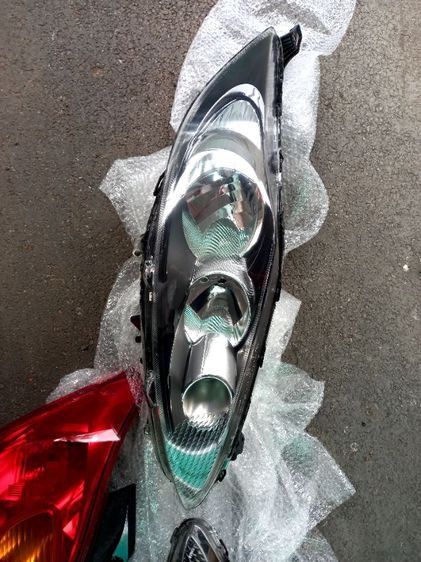 ไฟหน้า แท้ เฟีตต้า รูปที่ 2