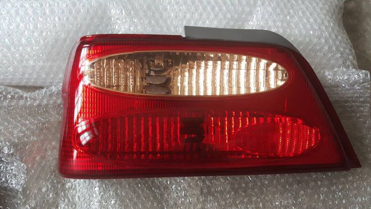 ไฟท้าย แท้ โซลูน่า รูปที่ 2