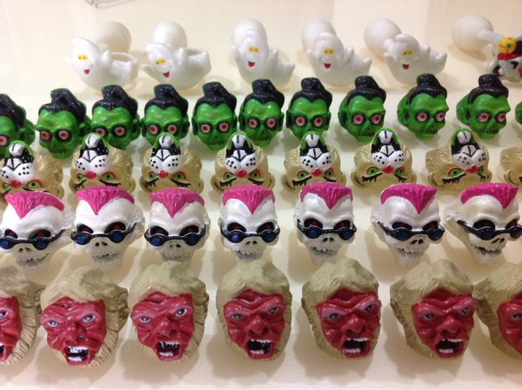 จานใส่ขนมหวานของ WALT DISNEY S รูปที่ 5