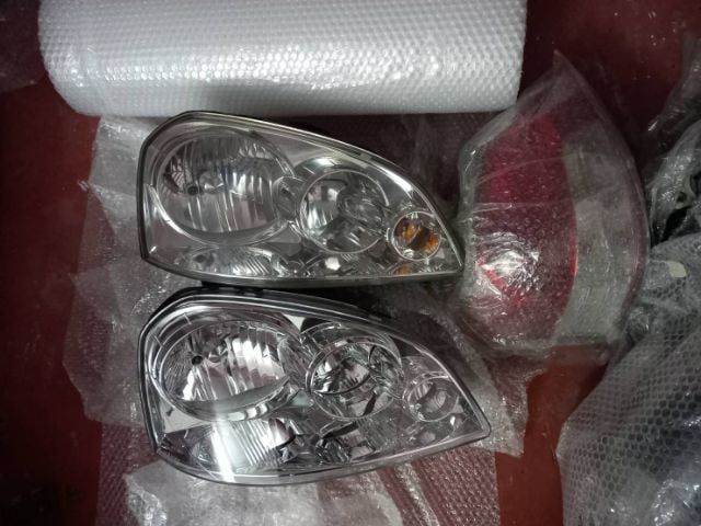 ไฟหน้า ออฟต้า