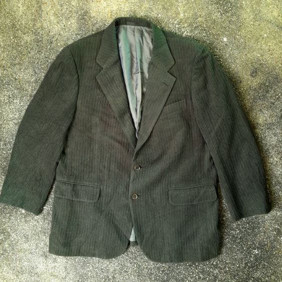 🏇🏇🏇
สูท แจ็คเก็ต
burberry's 
cashmere and wool olive green
suits
🔵🔵🔵
