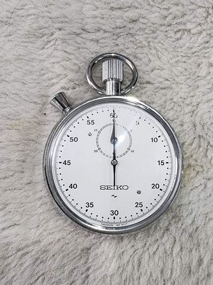 นาฬิกาจับเวลา seiko ตัวขาว ระบบไขลาน หน้าเดิม ขนาด57mm