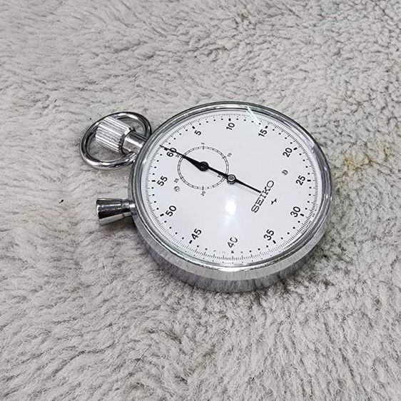 นาฬิกาจับเวลา seiko ตัวขาว ระบบไขลาน หน้าเดิม ขนาด57mm รูปที่ 2