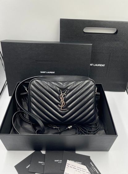 อื่นๆ หนังแท้ หญิง ดำ กระเป๋าสะพายแบรนด์YSL Lou camera bag in Quilted leather ปี21 