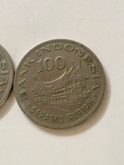 เหรียญต่างประเทศอินโดนีเซีย  ชนิด 100 RUPIAH  ปี ง1978 ราคาเหรียญละ 500 บาท มีจำนวยสองเหรียญ สองเหรียญ สภาพสวย รูปที่ 5