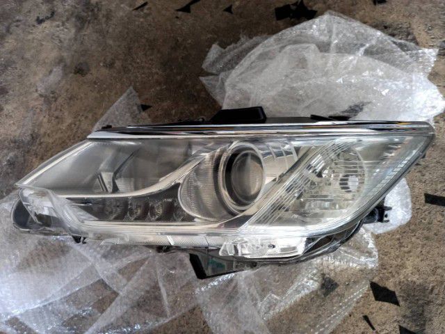 ไฟหน้า LED ไฮบรีด คัมรี 2014 รูปที่ 6