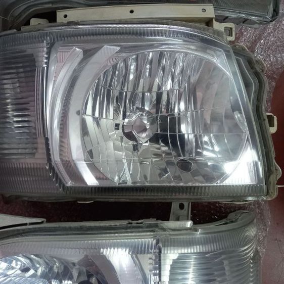 ไฟหน้า คอมมูเตอร แรก รูปที่ 3