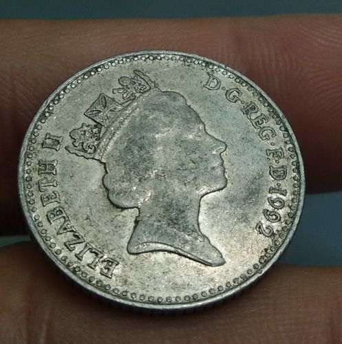 6346-เหรียญพระนางอลิสซาเบสที่ 2  หลังสิงห์  ราคา 10 เพนนี รูปที่ 16
