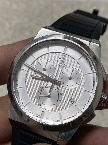 นาฬิกายี่ห้อ Calvin Klein  สวิสเมด  โครโนกราฟ ของแท้มือสอง เรือนใหญ่สายเดิม  1800฿ รูปที่ 2