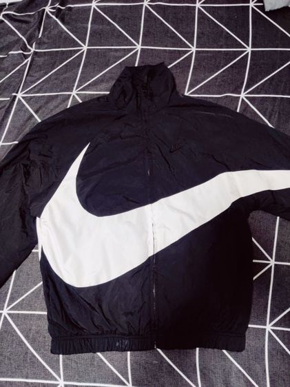 เสื้อ Nike Big Swoosh Woven Jacket แท้ รูปที่ 1