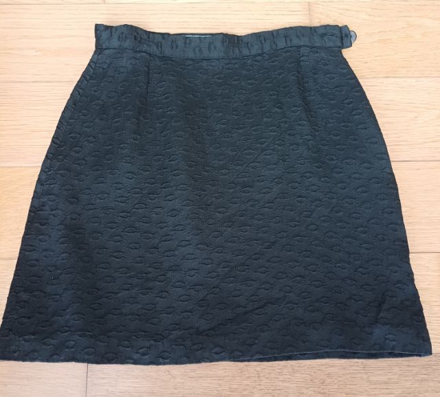 Versace Mini Skirt เอว 25-26 นิ้ว สภาพดี  รูปที่ 6