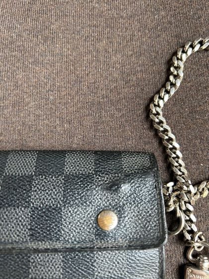 Louis Vuitton Damier Graphite Chain wallet 