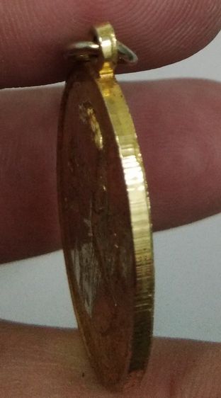 4010-เหรียญในหลวงรัชกาลที่ 9 หลังพระมหากษัตริย์ 8 รัชกาล รุ่นสมโภชกรุงรัตนโกสินทร์ 200 ปี จ.กรุงเทพฯ ปี 2525 เนื้อทองแดงกะไหล่ทอง รูปที่ 17
