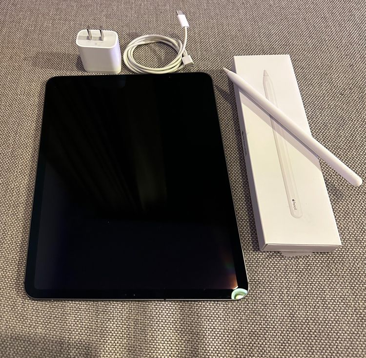 iPad Pro 11" + apple pencil 2 เจ้าของขายเอง รูปที่ 1