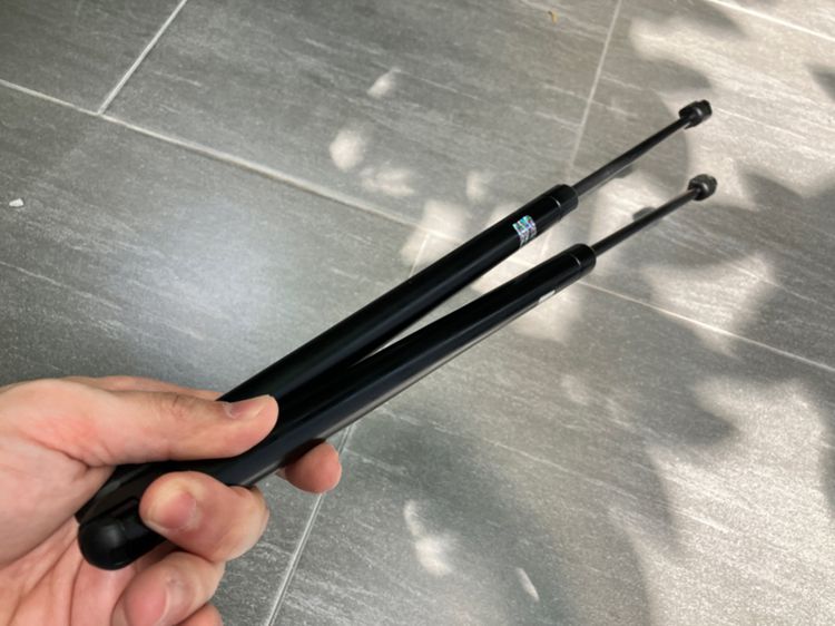 ลิ้นปีกผีเสื้อ โช๊คฝาโปรงหลัง Ford Focus MK1 และ MK2 ตัวล๊อคฝากระโปรงหน้า VP4F9U9E928AC รูปที่ 9