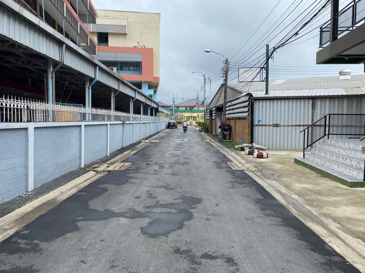 ที่พักอาศัยกึ่งพาณิชย์ รูปที่ 2