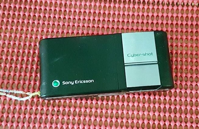 โทรศัพท์ปุ่มกด Sony Ericsson C905  รูปที่ 4