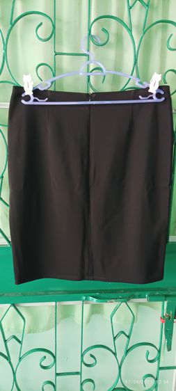 กระโปรงดำและเสื้อคลุมผู้หญิง (แบบ 2) รูปที่ 4