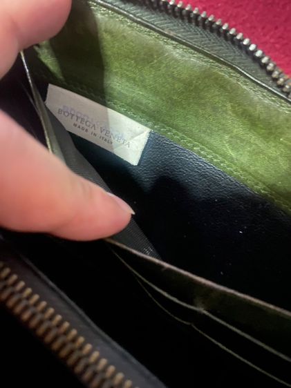 กระเป๋าสตางค์ใบยาวโบเทก้าซิปรอบ สีเขียวเข้ม BOTTEGA VENETA แท้ UNISEX รูปที่ 9
