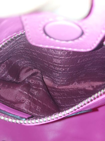 กระเป๋า Loewe ทรงคล้องไหล่ สีชมพูหวาน รูปที่ 15