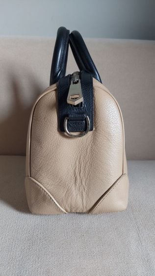 กระเป๋า Givenchy ทรงหมอน tri-color รูปที่ 4