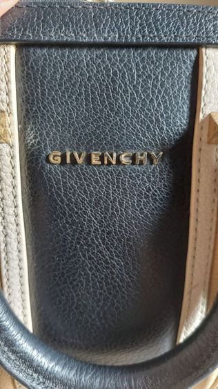 กระเป๋า Givenchy ทรงหมอน tri-color รูปที่ 6