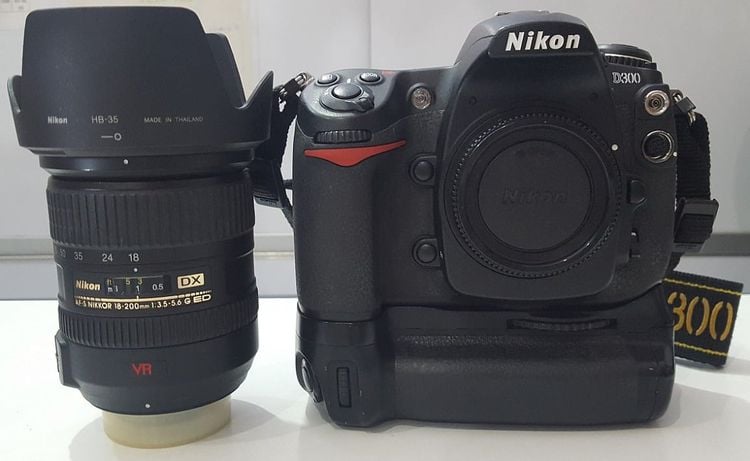 กล้อง DSLR Nikon D300