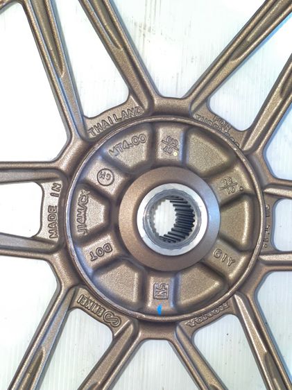 ล้อแม็กหลังforza350แท้ สีน้ำตาล รูปที่ 9