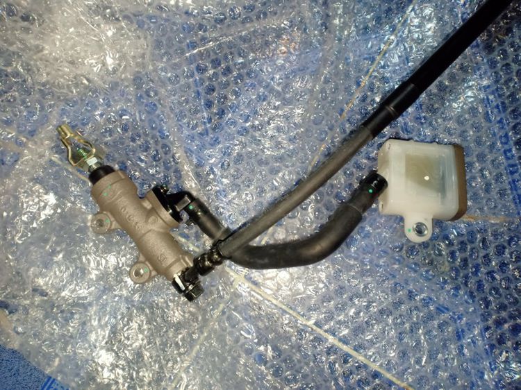 ปั๊มเบรคหลังmsx125 msx sf msx grom 125 แท้ พร้อมผ้าเบรคและทุ้งหลัง รูปที่ 10