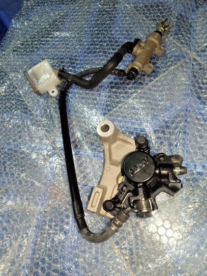 ปั๊มเบรคหลังmsx125 msx sf msx grom 125 แท้ พร้อมผ้าเบรคและทุ้งหลัง รูปที่ 2