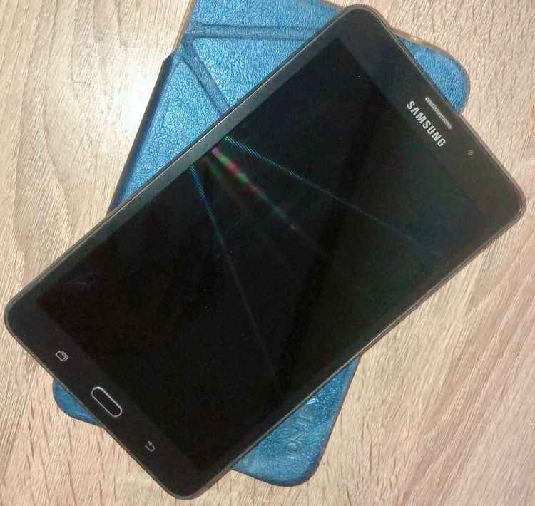 ซากอะไหล่ Samsung GalaxyTabA6 เปิดไม่ติดจอร้าว ขายเป็นอะไหล่ถูกๆ ต่างจังหวัดผ่านShopee รูปที่ 2