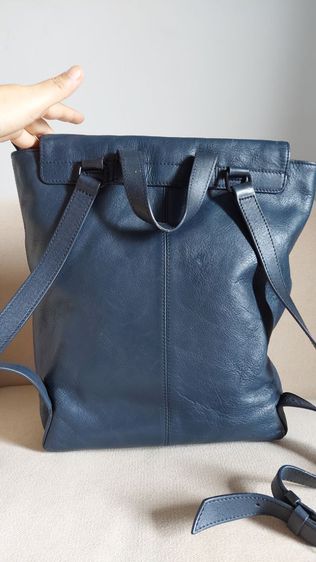 กระเป๋าเป้สะพาย mandarina duck แท้ สีกรม  รูปที่ 5