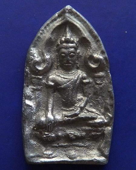 พระยอดขุนพลหล่อพิมพ์อยุธยา หลวงพ่อฑูรย์ วัดโพธินิมิตร เนื้อชิน พ.ศ. 2527 สูง 5 ซ.ม สร้างจากเนื้อชินกรุเก่าที่ชำรุดแตกหัก รูปที่ 25