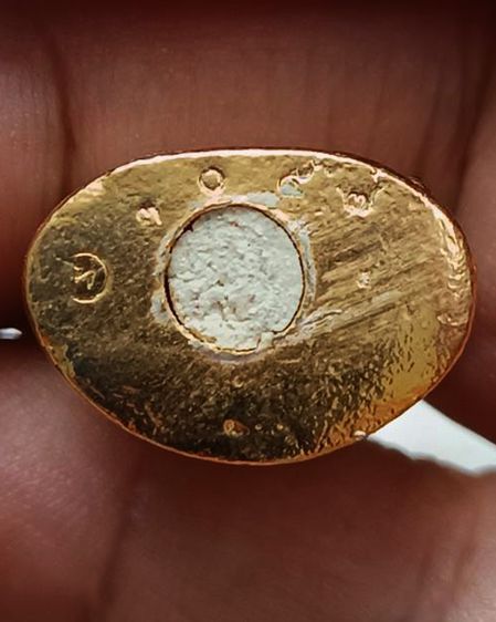 พระชัยก้นอุดผง หลวงปู่ทวด รุ่นตำหนักทอง หลวงปู่ทอง สุสังวโร วัดป่ากอสุวรรณ จ.สงขลา พ.ศ. 2540 กะหลั่ยเงิน-ทอง-นาค ตอกโค้ด+เลข รูปที่ 12
