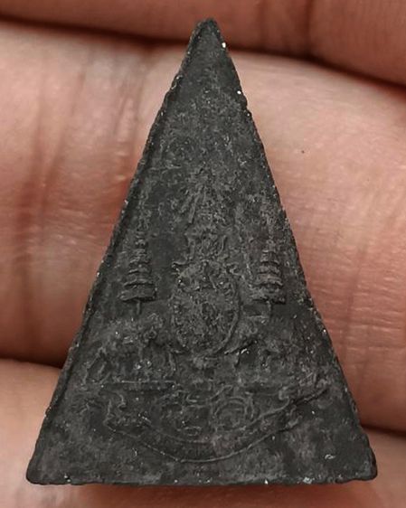 พระกำลังแผ่นดิน พิมพ์คะแนน (เล็ก) มวลสารจิตรลดา ในหลวงครองราชครบ 50 พรรษา พ.ศ. 2539 สร้างน้อยหายาก พร้อมกล่องเดิม รูปที่ 19