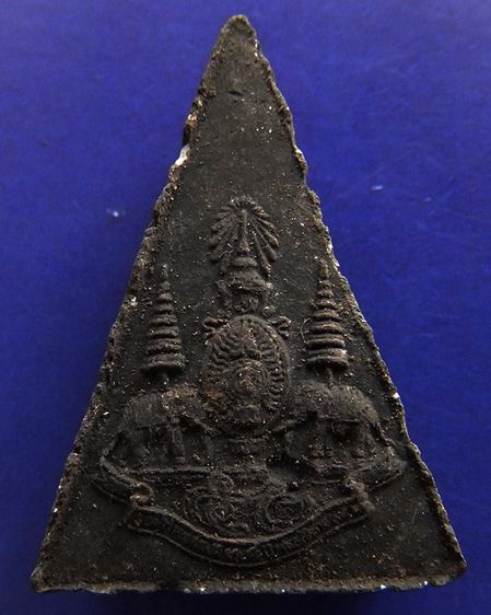 พระกำลังแผ่นดิน พิมพ์คะแนน (เล็ก) มวลสารจิตรลดา ในหลวงครองราชครบ 50 พรรษา พ.ศ. 2539 สร้างน้อยหายาก พร้อมกล่องเดิม รูปที่ 15