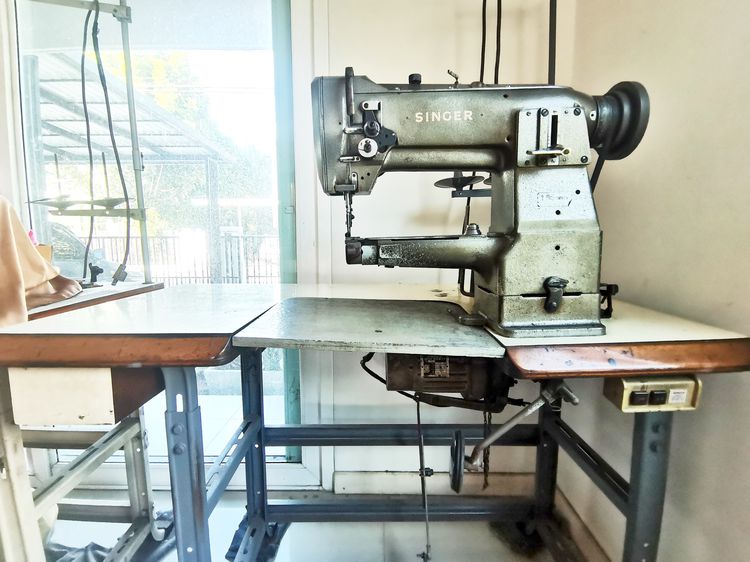 จักรกระบอกนอน  SINGER 155B-8BV  รูปที่ 2