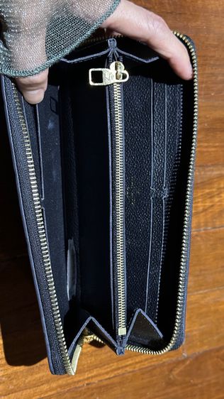 กระเป๋าสตางค์ Louis Vuitton  รูปที่ 4