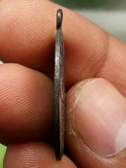 เหรียญหลวงพ่อวัดบ้านแหลม ลงยา รูปที่ 3